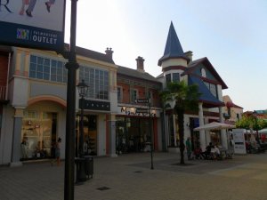 Castel Romano Designer Outlet